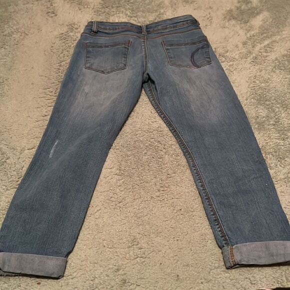 Girl Blue Jeans - Picture 4 of 10